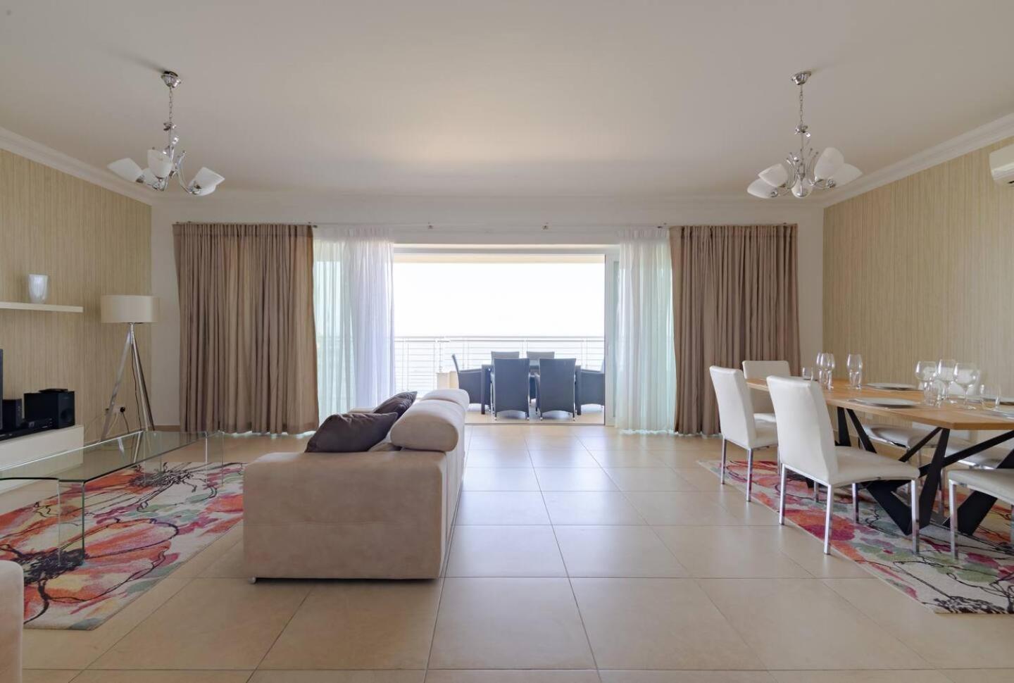 Fort Cambridge Apartments By Homely Sliema Exterior foto