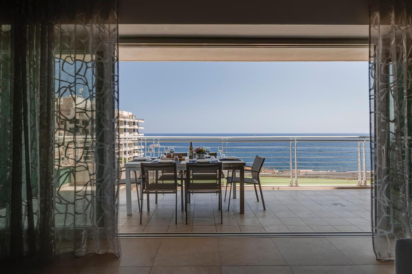 Fort Cambridge Apartments By Homely Sliema Exterior foto