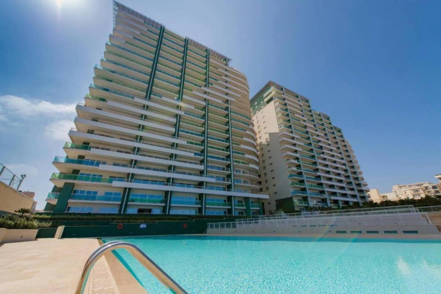 Fort Cambridge Apartments By Homely Sliema Exterior foto