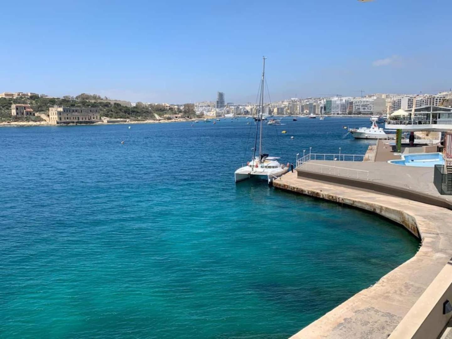 Fort Cambridge Apartments By Homely Sliema Exterior foto