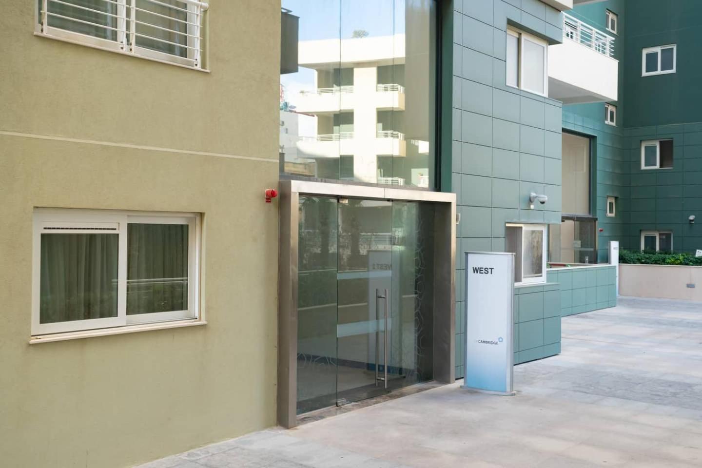 Fort Cambridge Apartments By Homely Sliema Exterior foto